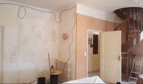 Avant peinture détapissage